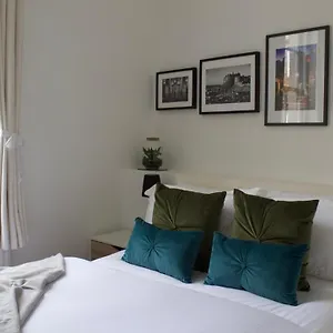 Lovely 1 Bed Flat In Stockbridge, Near Edinburghs Centre Apartment Edinburgh